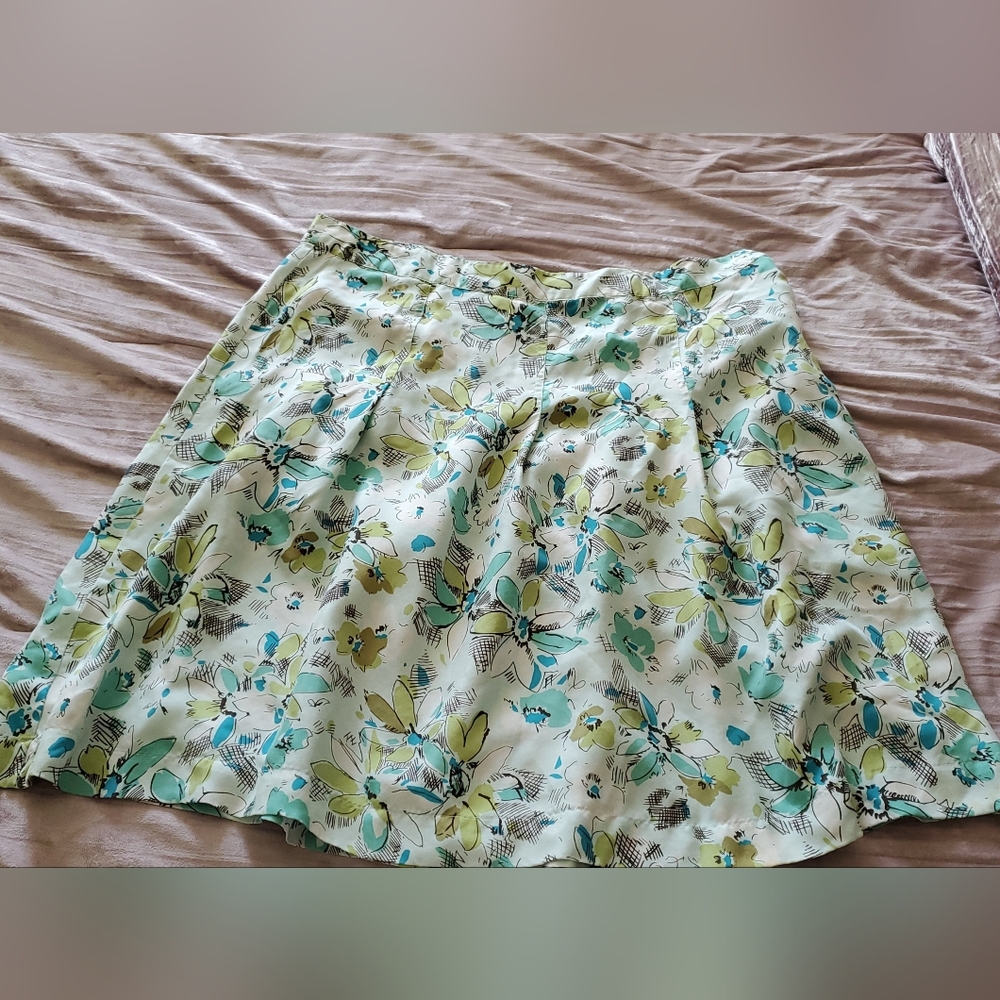 100% Washable Silk Merona Spring Green/Aqua Floral Knee-Length Skirt, 18, XXL